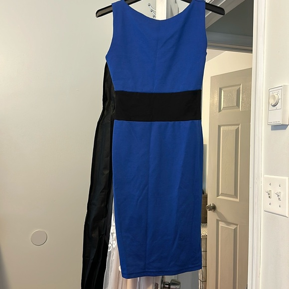 Bodycon dress - Picture 1 of 4